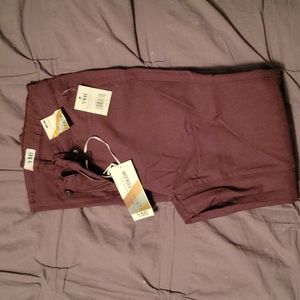 YMI super stretchy burgundy skinnies